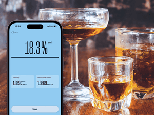 Determine the alcohol content of liqueur with the EasyDens & SmartRef Combo